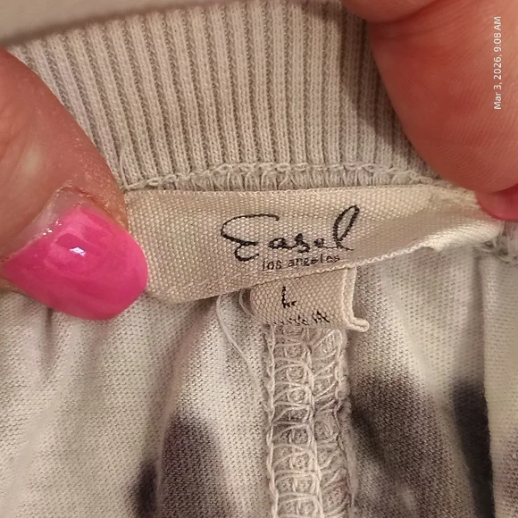 EASEL WOMENS LARGE TIE DYE TSHIRT 100% COTTON GRUNGE DISTRESSED CASUAL - Picture 4 of 7